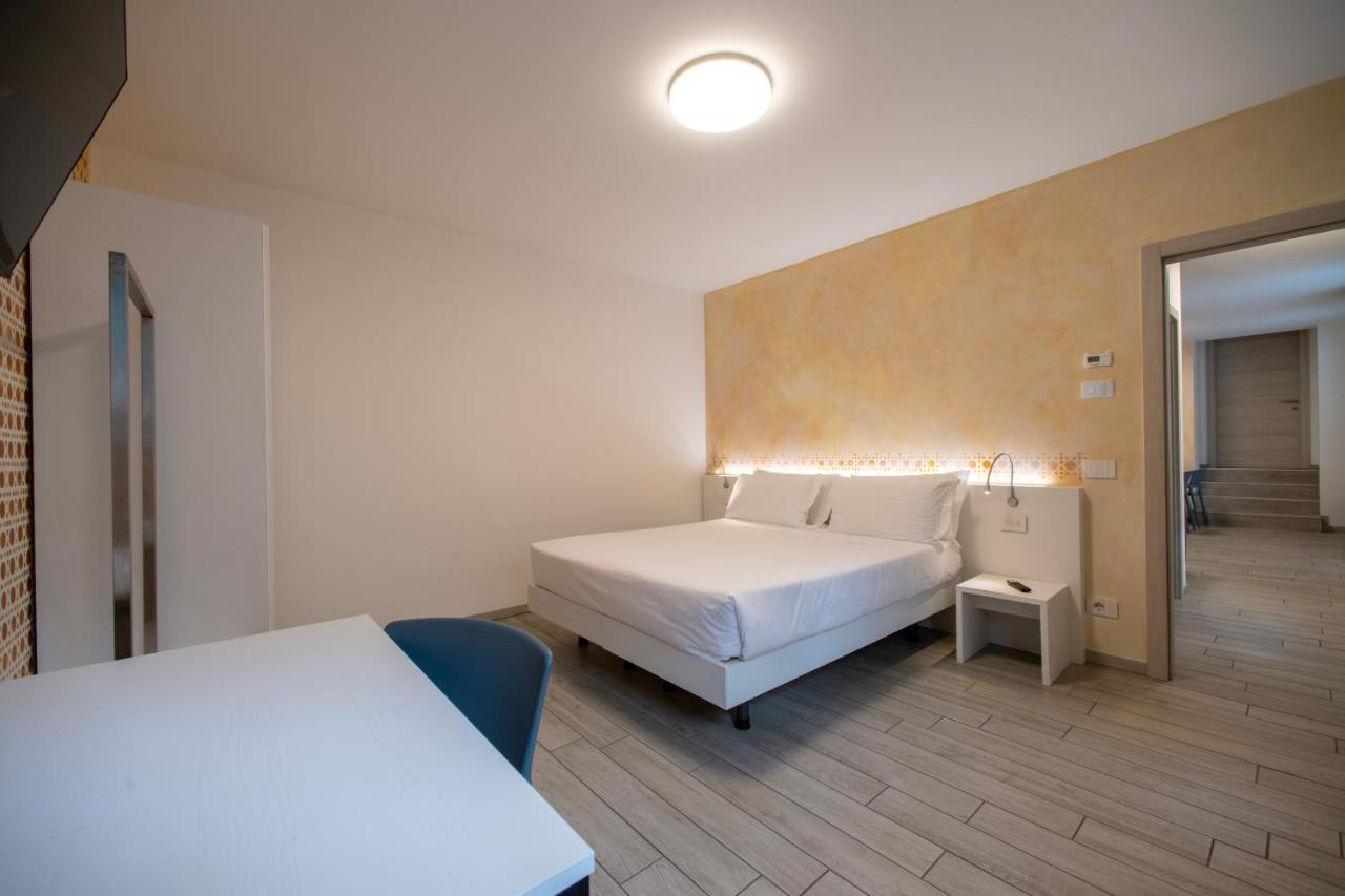 Cityu - Grazioli 27 Trento Centro Con Parcheggio Privato Gratuito 外观 照片