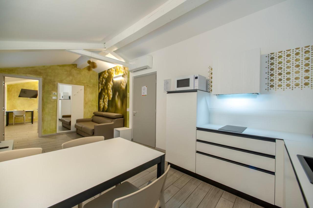 Cityu - Grazioli 27 Trento Centro Con Parcheggio Privato Gratuito 外观 照片