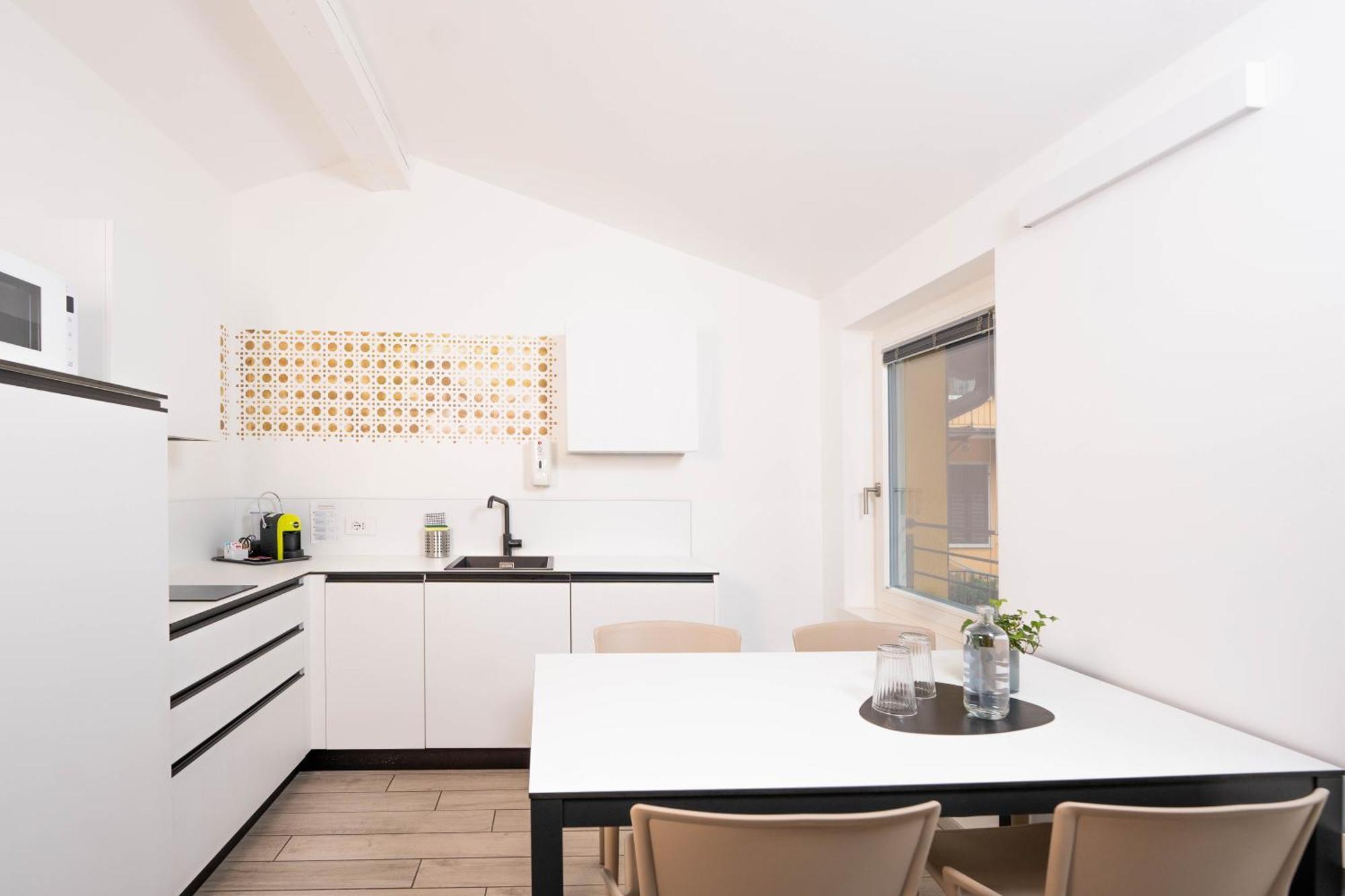 Cityu - Grazioli 27 Trento Centro Con Parcheggio Privato Gratuito 外观 照片